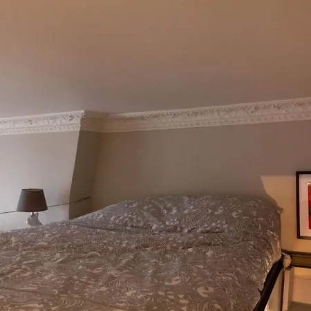 Appartamento Hostnfly - Charming Near Pere Lachaise Parigi
